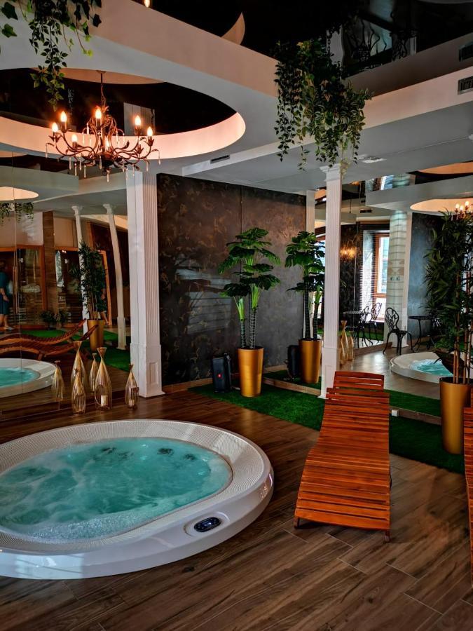 Aviator Hotel Restauracja & Spa Pabianice Eksteriør bilde