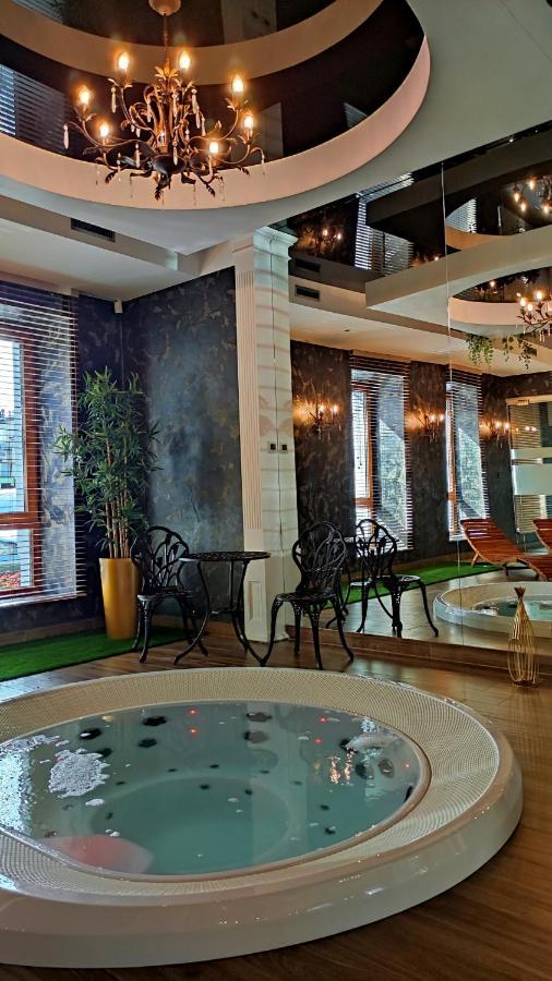 Aviator Hotel Restauracja & Spa Pabianice Eksteriør bilde