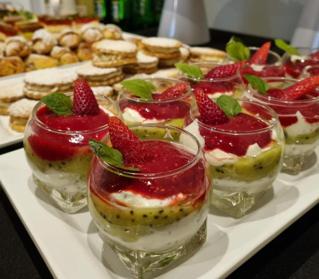 Aviator Hotel Restauracja & Spa Pabianice Eksteriør bilde