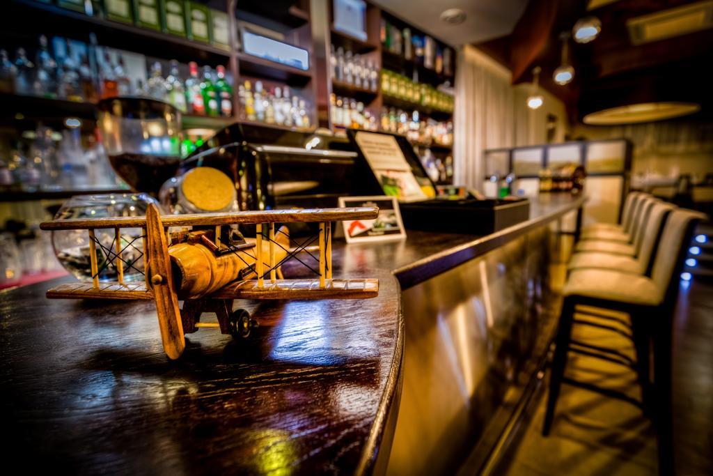 Aviator Hotel Restauracja & Spa Pabianice Eksteriør bilde