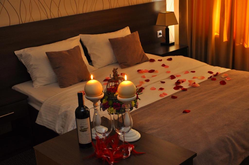Aviator Hotel Restauracja & Spa Pabianice Eksteriør bilde